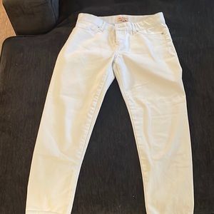 White size 4 cropped skinny jeans